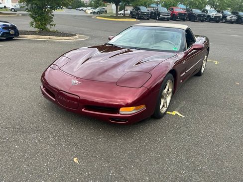 Used 2003 Chevrolet Corvette Convertible w/ Preferred Equipment Group1 RWD image 3