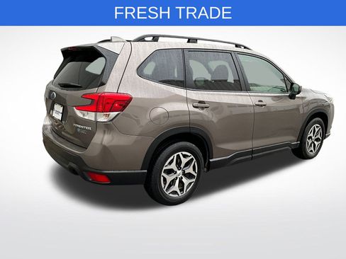 Certified 2023 Subaru Forester Premium image 5