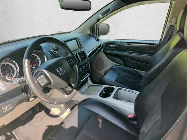 Used 2019 Dodge Grand Caravan SXT FWD image 10
