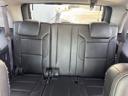 Used 2015 GMC Yukon Denali w/ Premium Package image 37