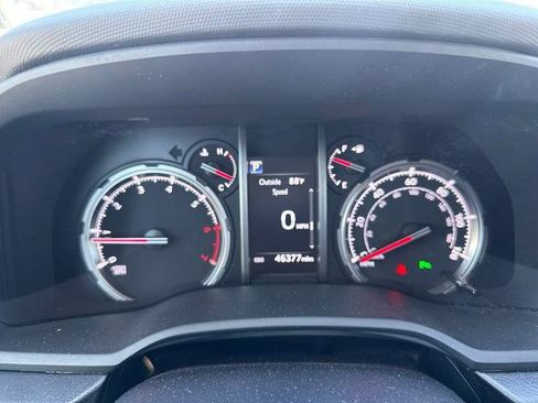 Used 2023 Toyota 4Runner Limited AWD/4WD image 8