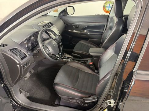 Used 2024 Mitsubishi Outlander Sport SE AWD/4WD image 12