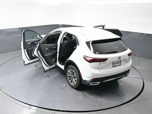 Used 2024 Buick Envision Preferred image 61