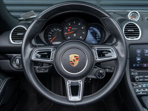 Certified 2020 Porsche 718 Boxster RWD image 6