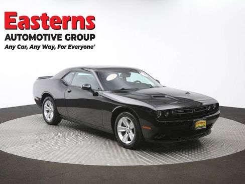 Used 2023 Dodge Challenger SXT image 47