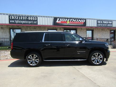 Used 2016 Chevrolet Suburban LTZ AWD/4WD image 5