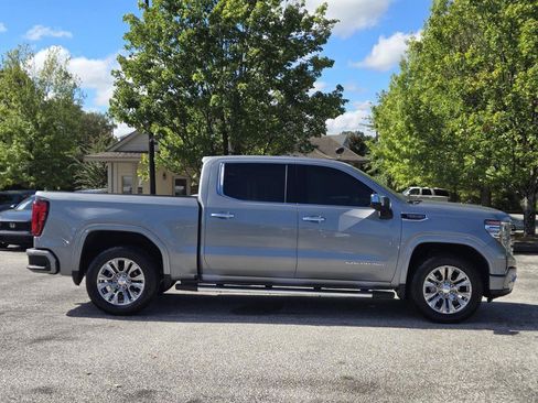 Used 2024 GMC Sierra 1500 Denali AWD/4WD image 6