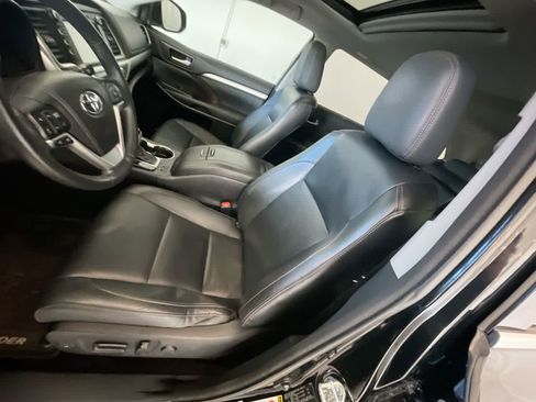 Used 2015 Toyota Highlander XLE image 11