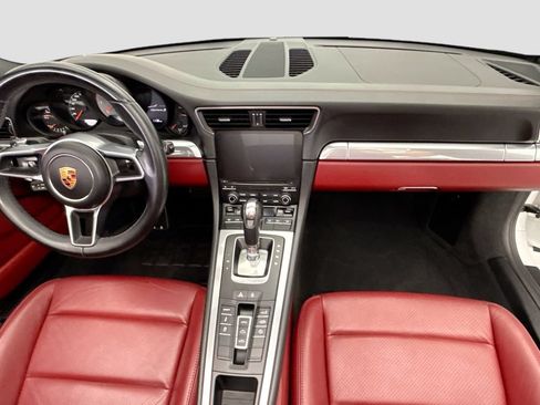 Used 2019 Porsche 911 Carrera S RWD image 11