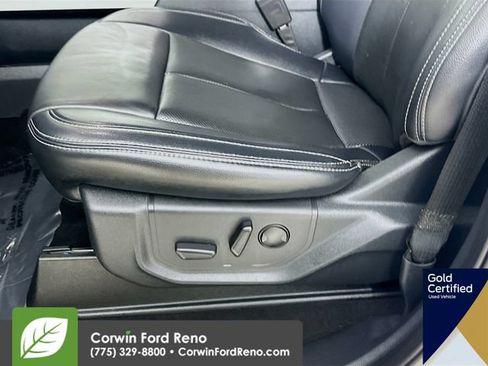 Certified 2022 Ford F350 Lariat w/ Black Appearance Package AWD/4WD image 22