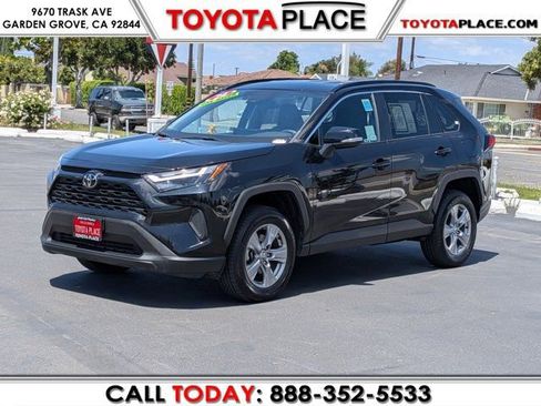 Used 2024 Toyota RAV4 XLE FWD image 1