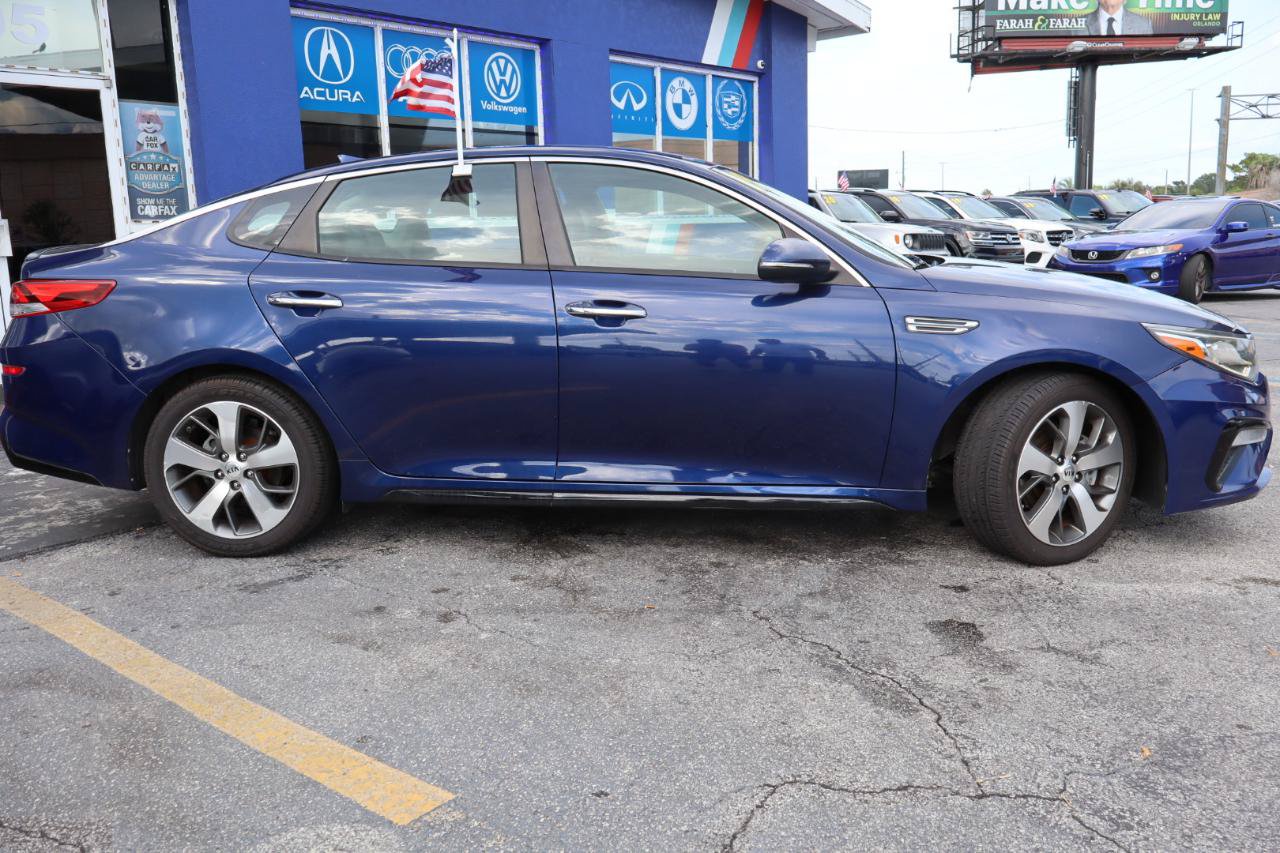 Used 2019 Kia Optima S FWD image 4