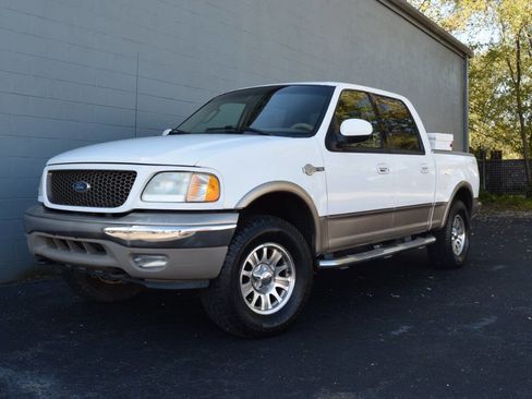 Used 2003 Ford F150 Lariat image 2