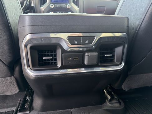 Used 2020 GMC Sierra 1500 Denali w/ Denali Ultimate Package AWD/4WD image 24