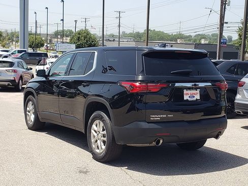 Used 2023 Chevrolet Traverse LS w/ Safety Package AWD/4WD image 7
