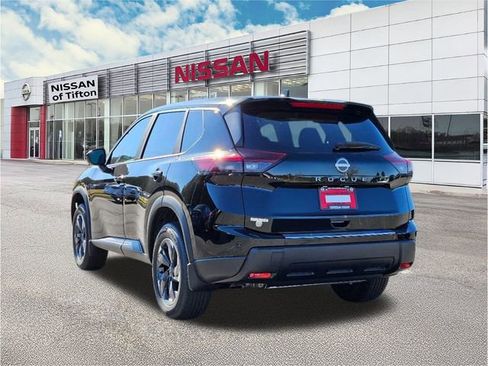 New 2026 Nissan Rogue SV image 4