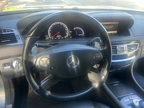 Used 2011 Mercedes-Benz CL 63 AMG image 17
