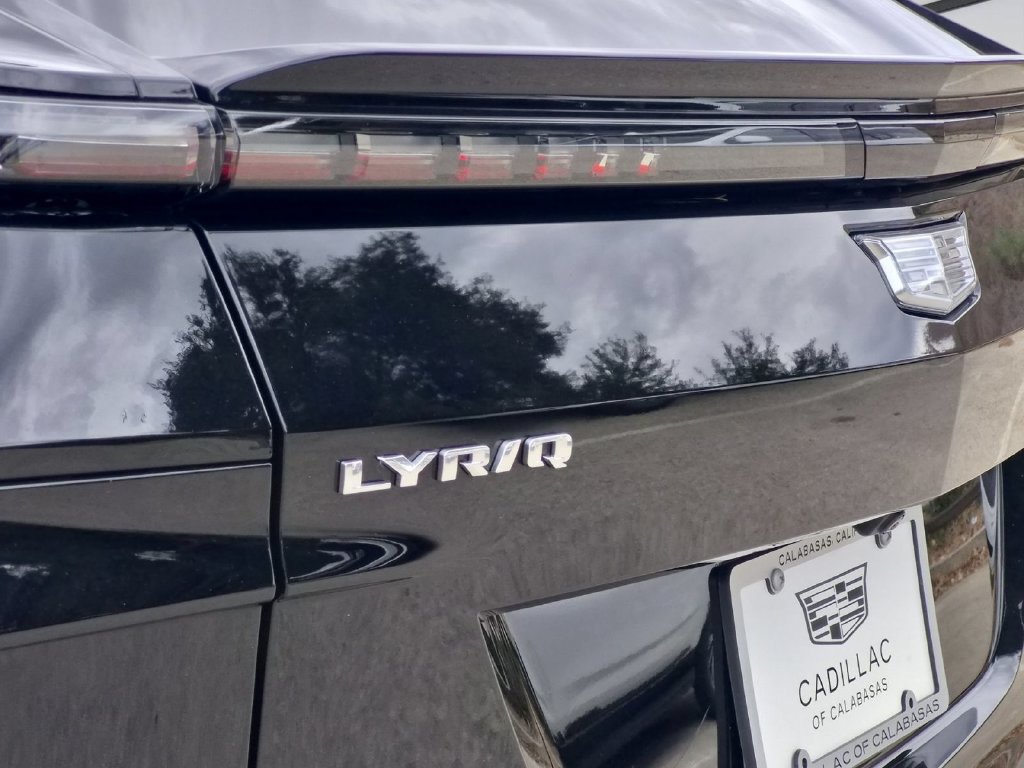 Certified 2024 Cadillac Lyriq Sport AWD/4WD image 24
