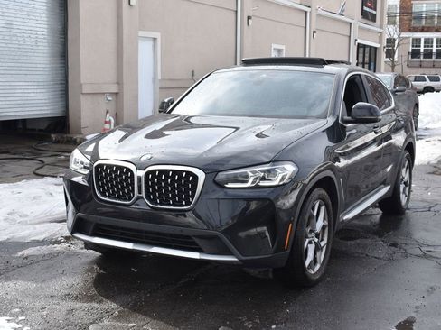 Used 2023 BMW X4 xDrive30i w/ Parking Assistance Package image 2