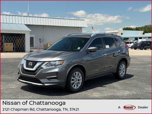 Used 2020 Nissan Rogue SV FWD image 1