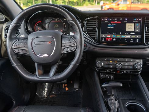 Used 2025 Dodge Durango R/T AWD/4WD image 13