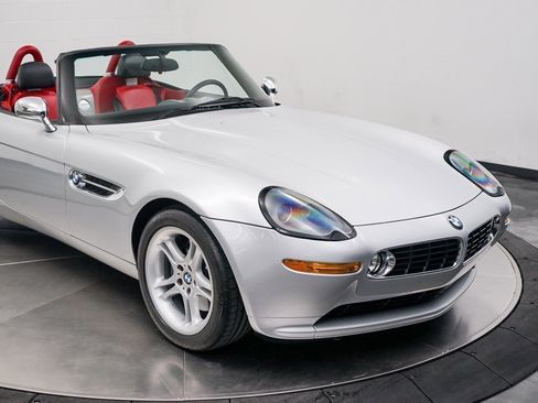 Used 2003 BMW Z8 RWD image 15
