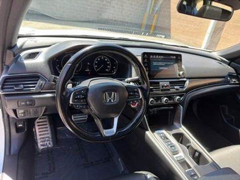 Used 2022 Honda Accord Sport image 21