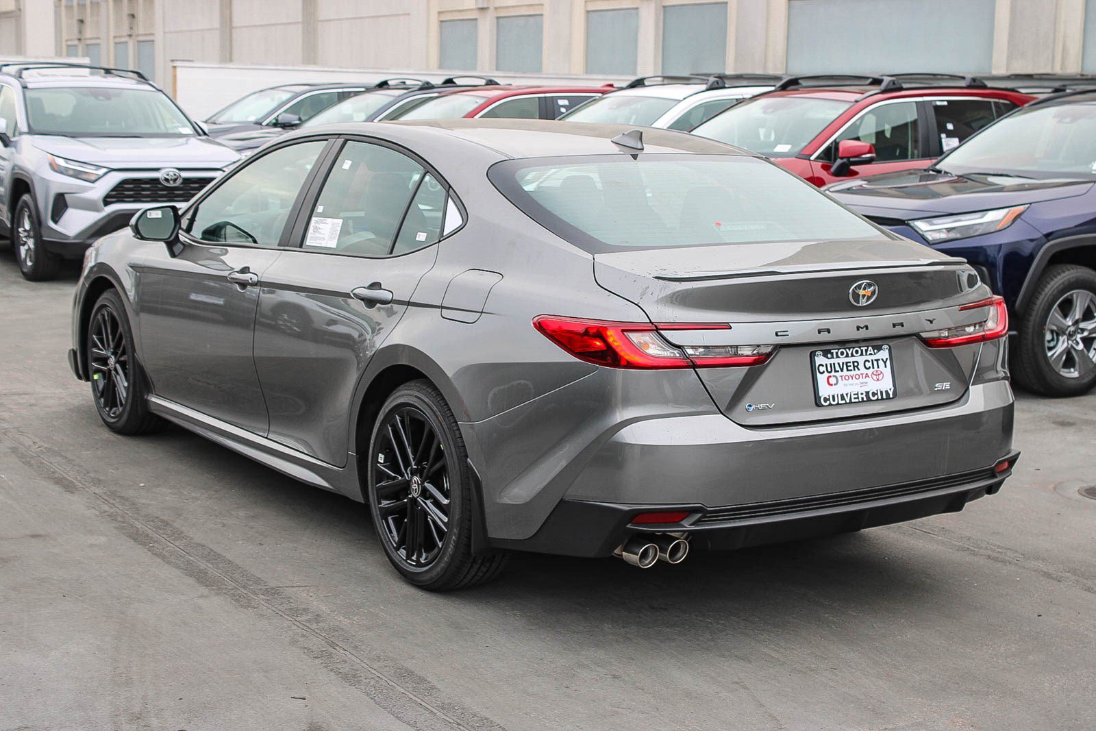 New 2026 Toyota Camry SE FWD image 7