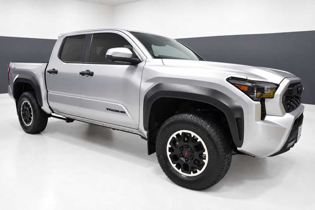 Used 2024 Toyota Tacoma TRD Off-Road w/ TRD Off Road Premium Package AWD/4WD image 7