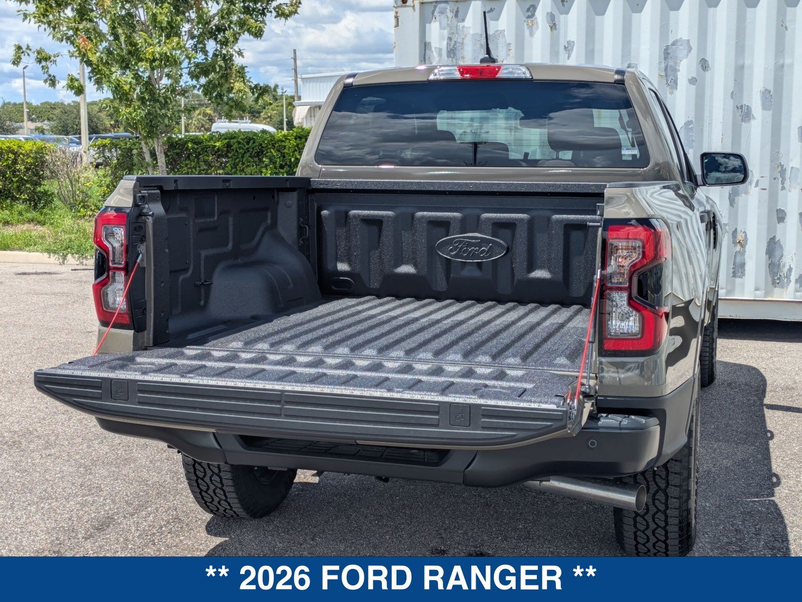 New 2026 Ford Ranger XLT w/ Black Appearance Package RWD image 15