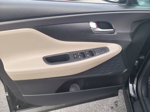 Used 2020 Hyundai Santa Fe SE image 13