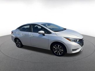 Used 2025 Nissan Versa SV FWD video 2
