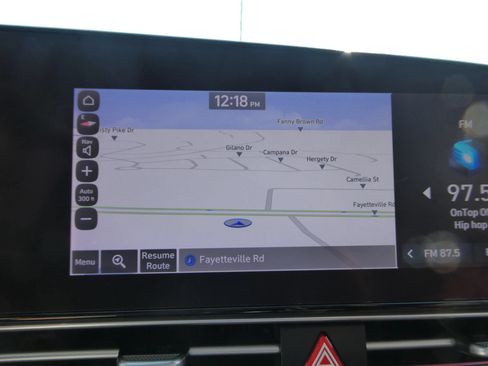 Used 2021 Hyundai Elantra Limited w/ Cargo Package FWD image 24
