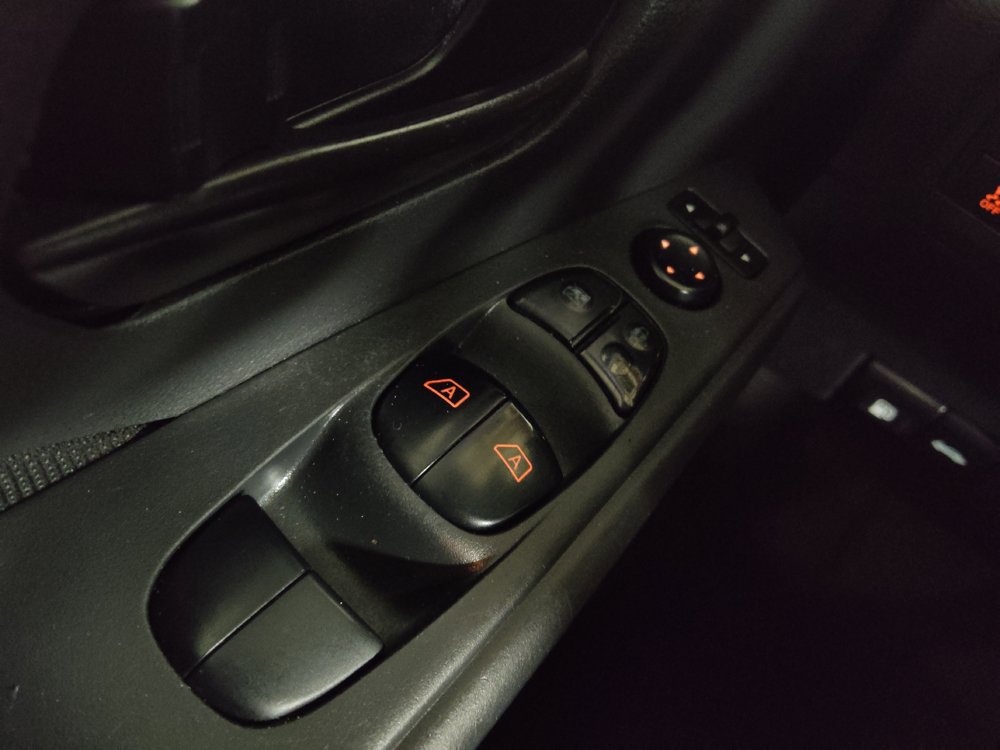Used 2024 Nissan Kicks S FWD image 27