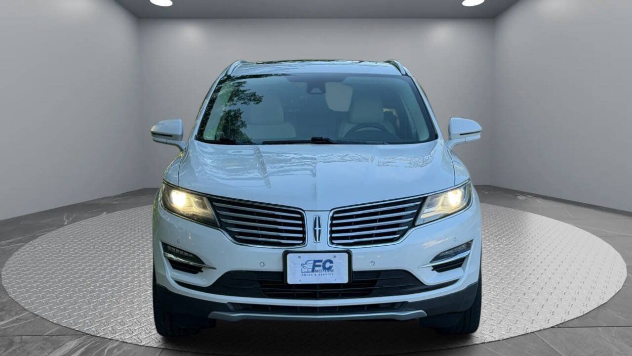 Used 2016 Lincoln MKC Reserve AWD/4WD image 2
