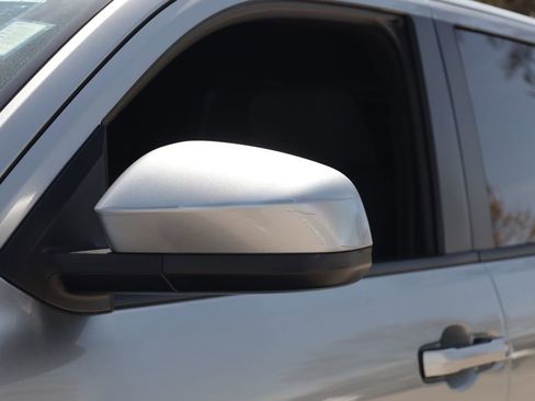 Used 2024 Toyota Tacoma SR5 AWD/4WD image 22