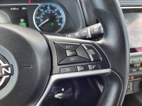 Used 2024 Nissan Leaf S FWD image 18