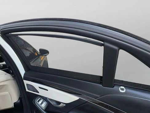 Used 2016 Mercedes-Benz S 550 Sedan image 25
