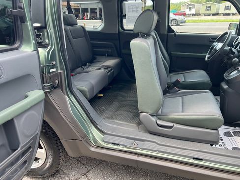 Used 2004 Honda Element EX image 11