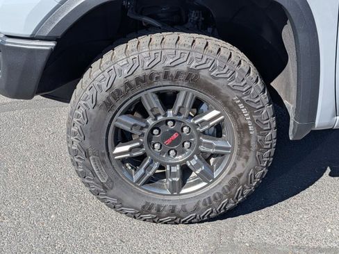 Certified 2024 GMC Sierra 1500 AT4X image 30