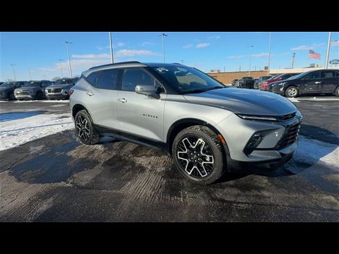 Certified 2023 Chevrolet Blazer RS image 2