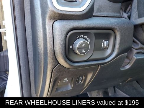 Used 2020 RAM 1500 Big Horn image 10