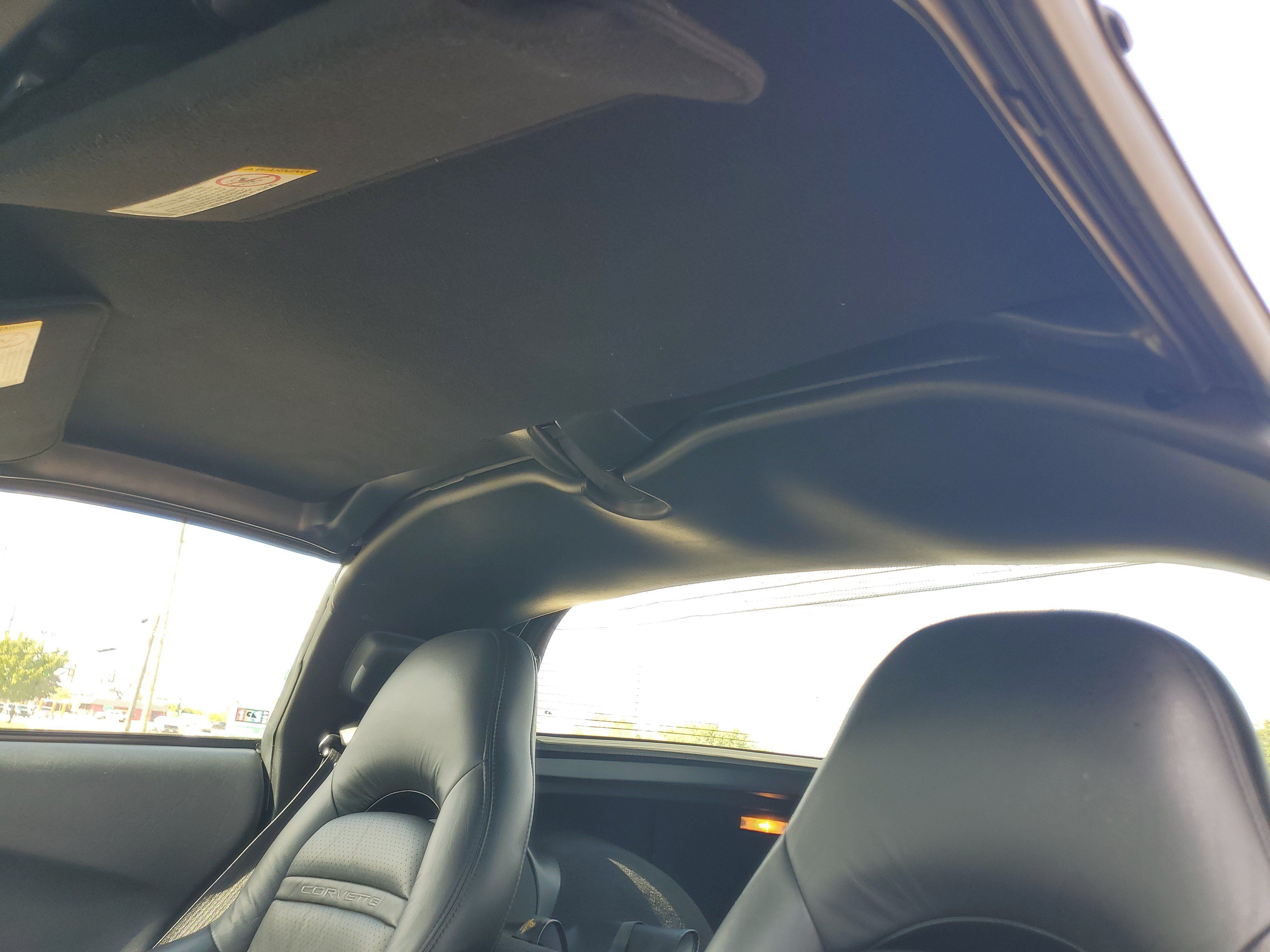Used 2004 Chevrolet Corvette Coupe RWD image 11