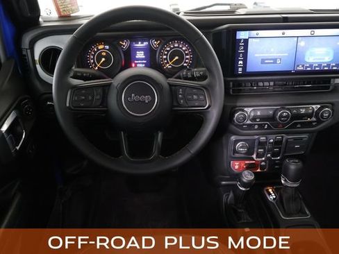 Used 2025 Jeep Wrangler Unlimited Sport AWD/4WD image 20