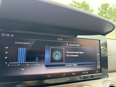 Used 2018 Mercedes-Benz E 300 4MATIC w/ Premium 1 Package image 21