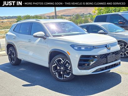 Used 2026 Volkswagen Tiguan SEL R-Line