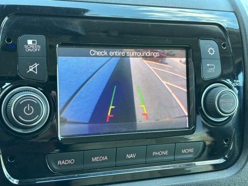 Used 2021 RAM ProMaster 2500 w/ Premium Appearance Group image 31