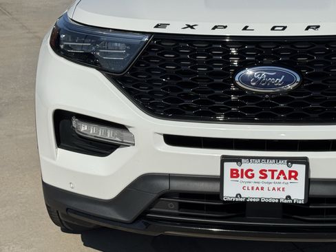 Used 2022 Ford Explorer ST w/ Equipment Group 401A AWD/4WD image 6