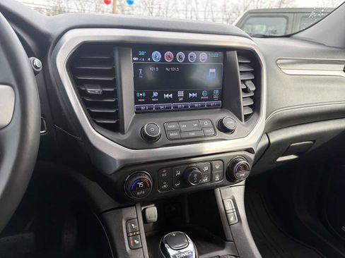 Used 2018 GMC Acadia SLT w/ LPO, Black Accent Package image 27