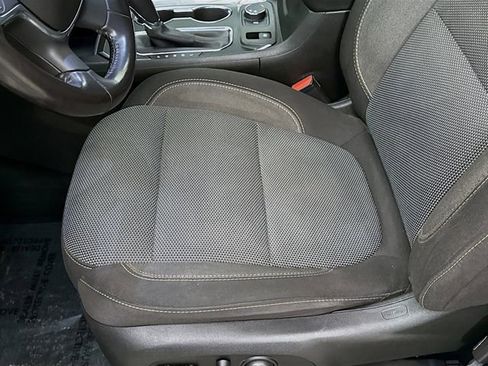 Used 2018 Chevrolet Traverse LT image 20